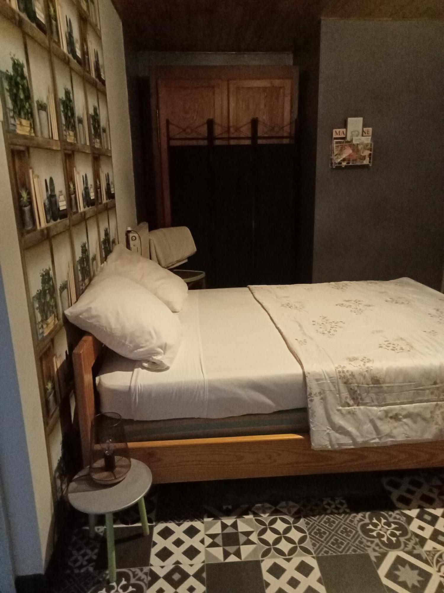 Le Repaire Des Ecureuils Bed & Breakfast Bourg-Argental Exterior foto